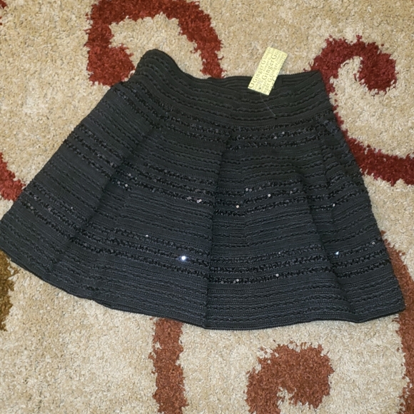 COPY - Ginger G skirt - Picture 1 of 6